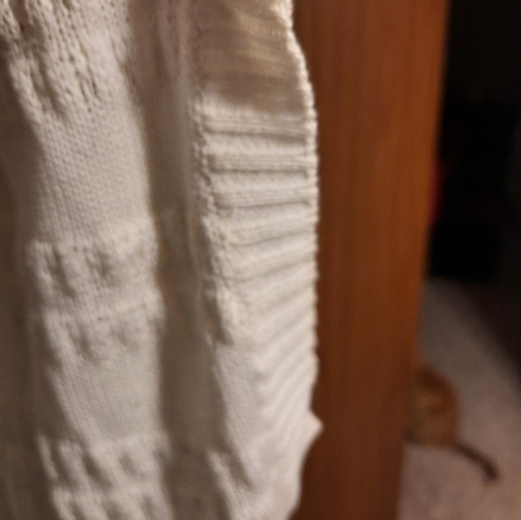 Cardigans - Picture 3 of 3